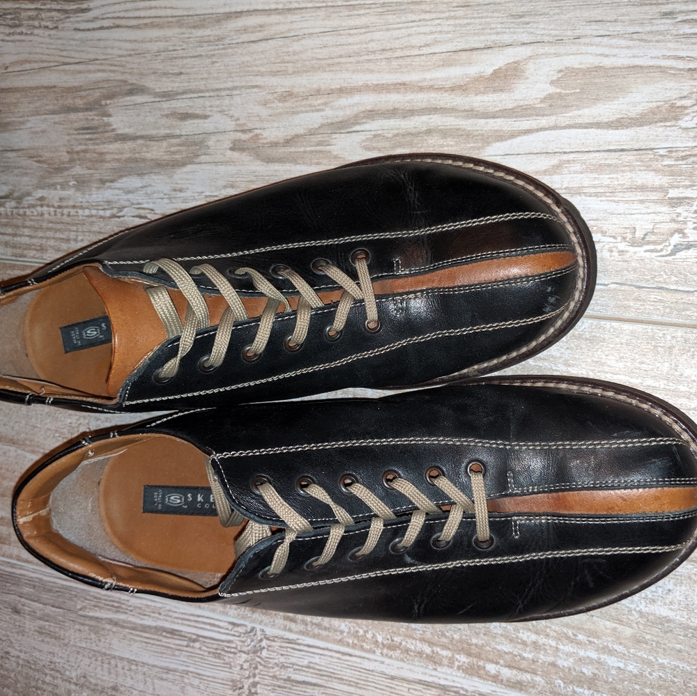 Shoes - Picture 4 of 5